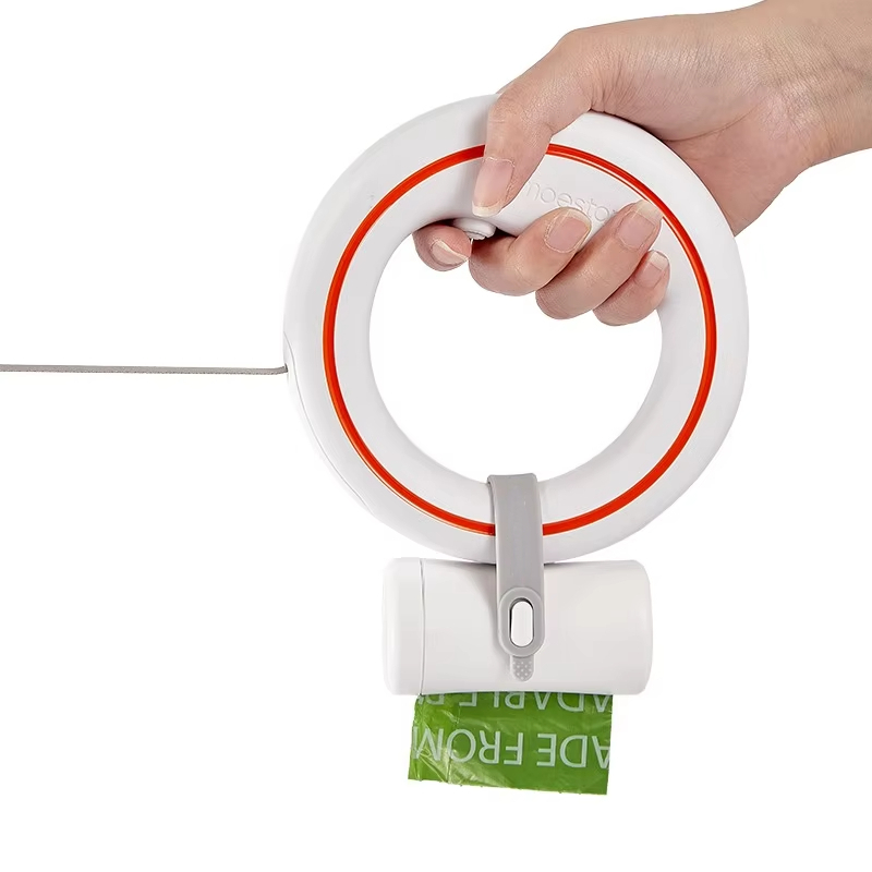 Moestar UFO 개폐식 가죽 끈 2 라이트 금속  - огляд і ціна Retractable Dog Leash